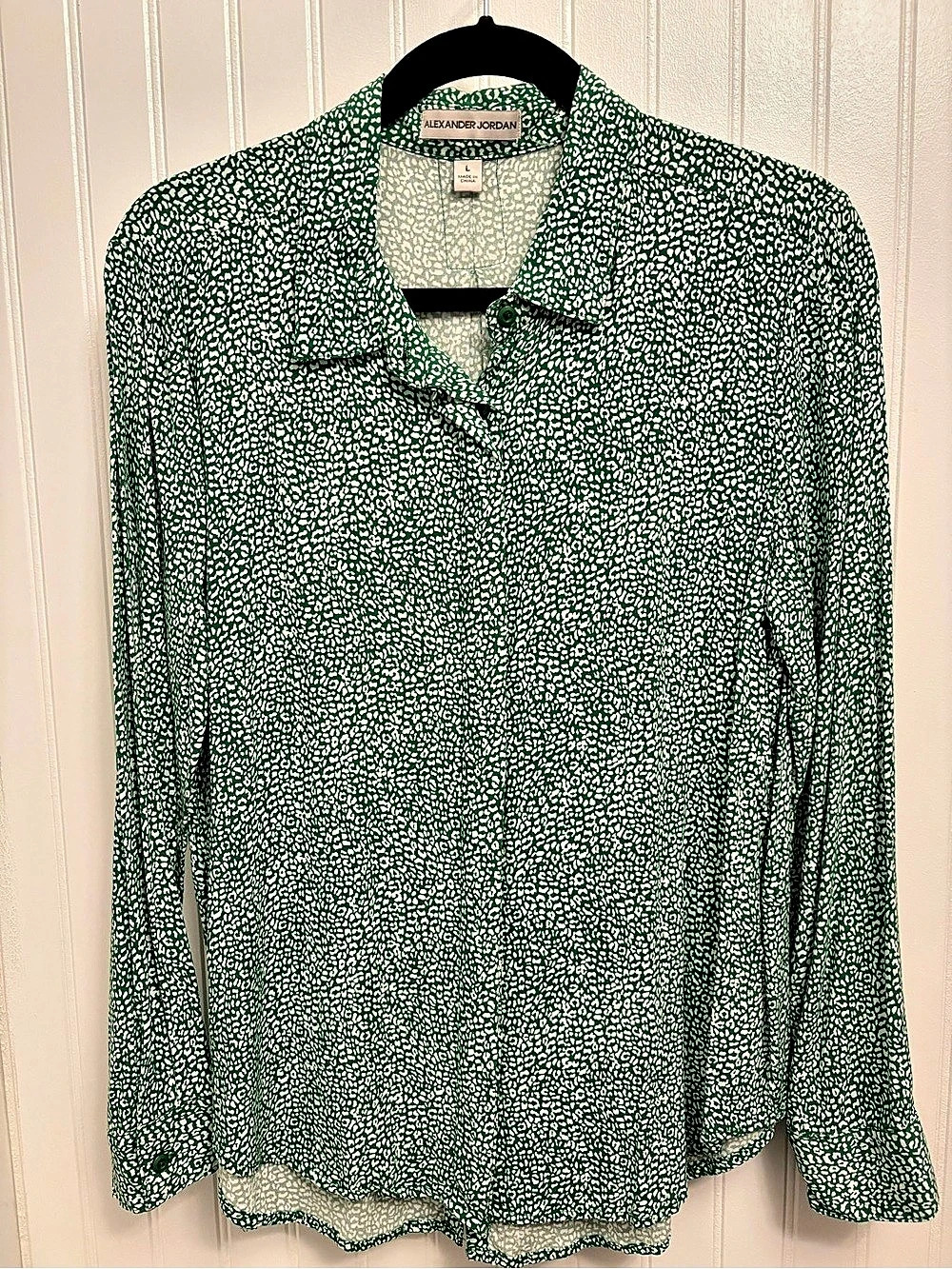 Alexander Jordan Animal Print Blouse in Green & White Size Large Like New
